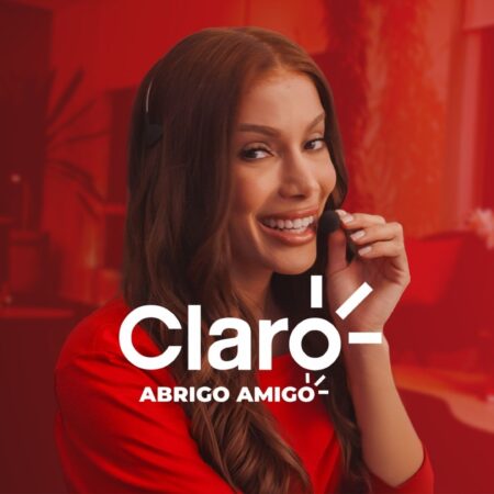 Claro | Abrigo Amigo com Anitta